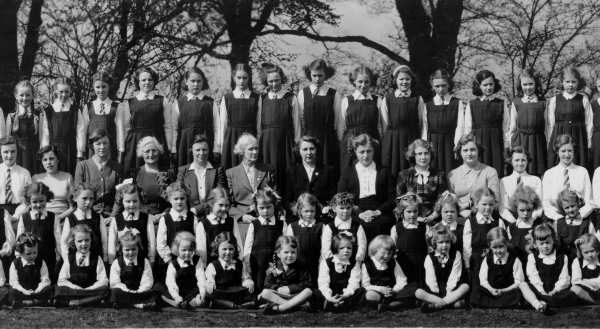 Marleborough School 1950 centre