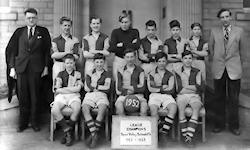 Football League Champions 1952-53